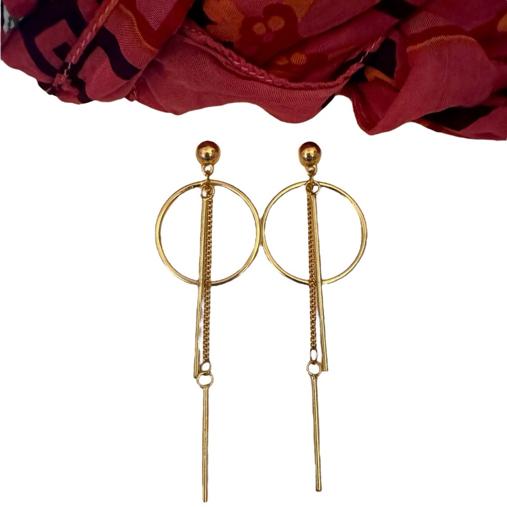 Gold Geometric Drop Earrings – Modern Circle and Chain Bar Dangle